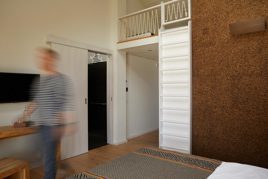 Cavalo De Madeira Bed & Breakfast Arelho Exterior photo